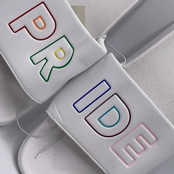 NWT Pride Slip-On Comfort White Sandals - Size L - Picture 3 of 11